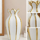 EXOTIC FLOWER VASE