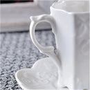 WHITE CUPS WITH SQUARE PLATE