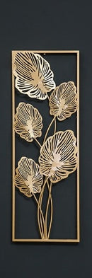 Wall hanging decoration with ginkgo leaves