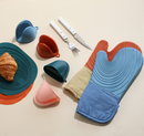 Silicone high temperature resistant baking gloves. (pair )