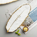 Large leaves minimalist white