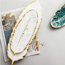 Large leaves minimalist white